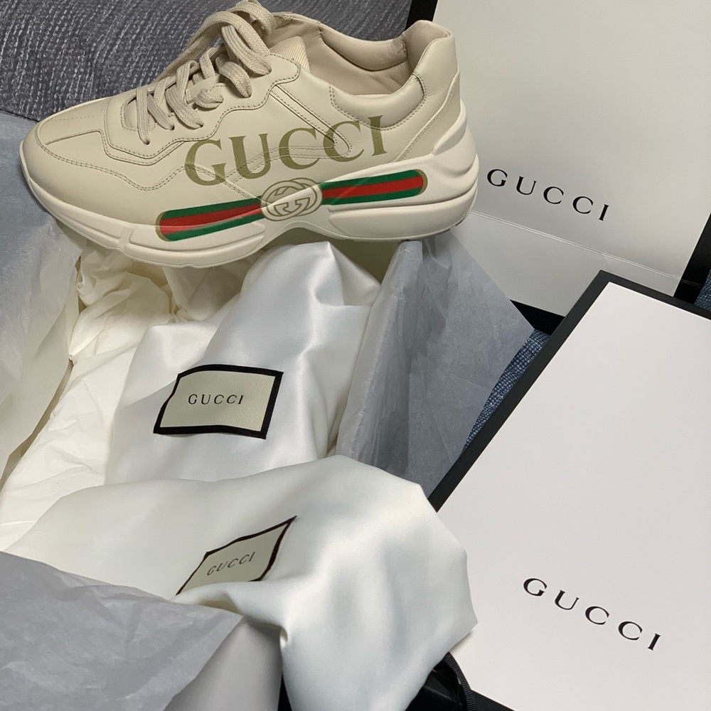 Gucci Sneakers like new